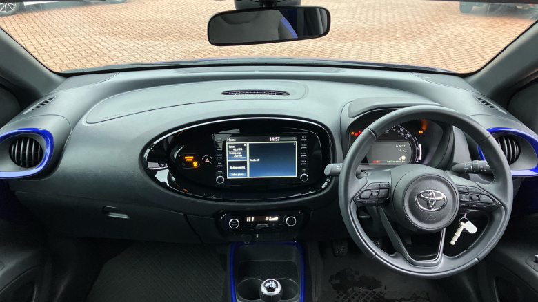 Toyota Aygo X 1.0 VVT-i Edge 5dr Petrol Hatchback